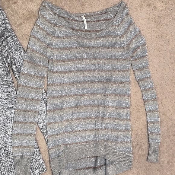 ❌ SOLD ❌ 🖤Sweater Bundle🖤 - Picture 3 of 5